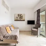 Ξενοδοχείο με διαμερίσματα Marina View, Sunny One Bedroom Pyr Fuengirola