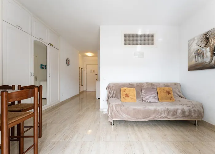 Marina View, Sunny One Bedroom Pyr 3* Fuengirola