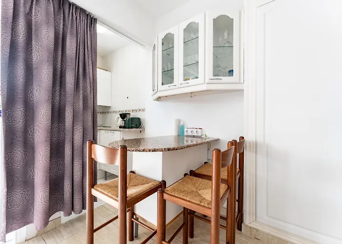 Apart Otel Marina View, Sunny One Bedroom Pyr Fuengirola