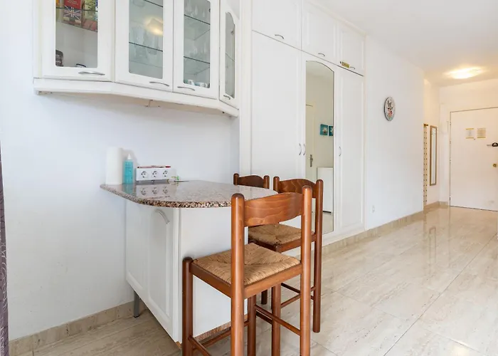 Marina View, Sunny One Bedroom Pyr 3* Fuengirola